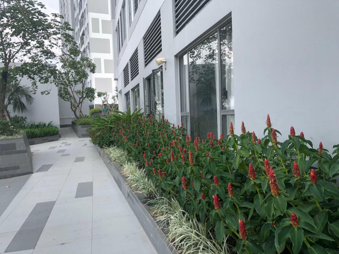 151 Bến Vân đồn * TP. Hồ Chí Minh