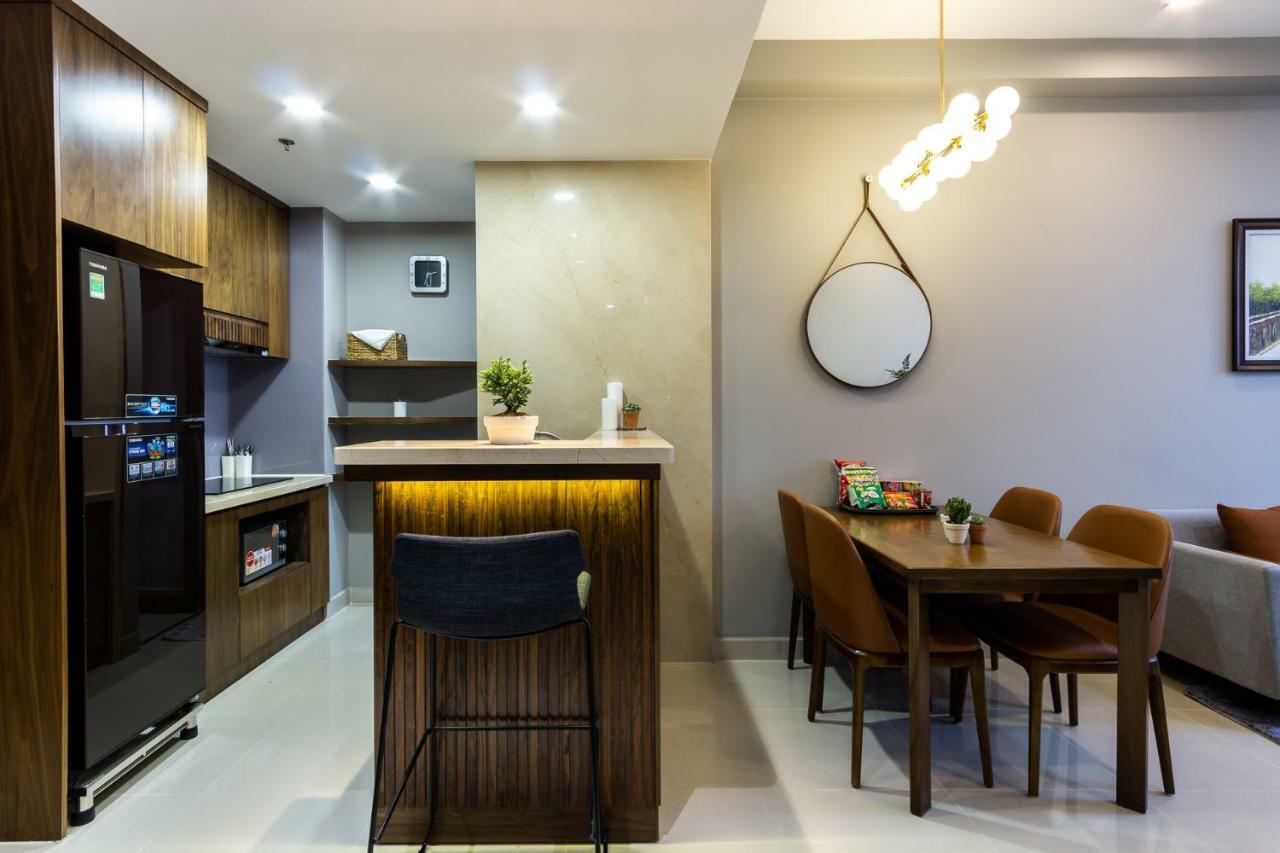 151 Bến Vân đồn * TP. Hồ Chí Minh